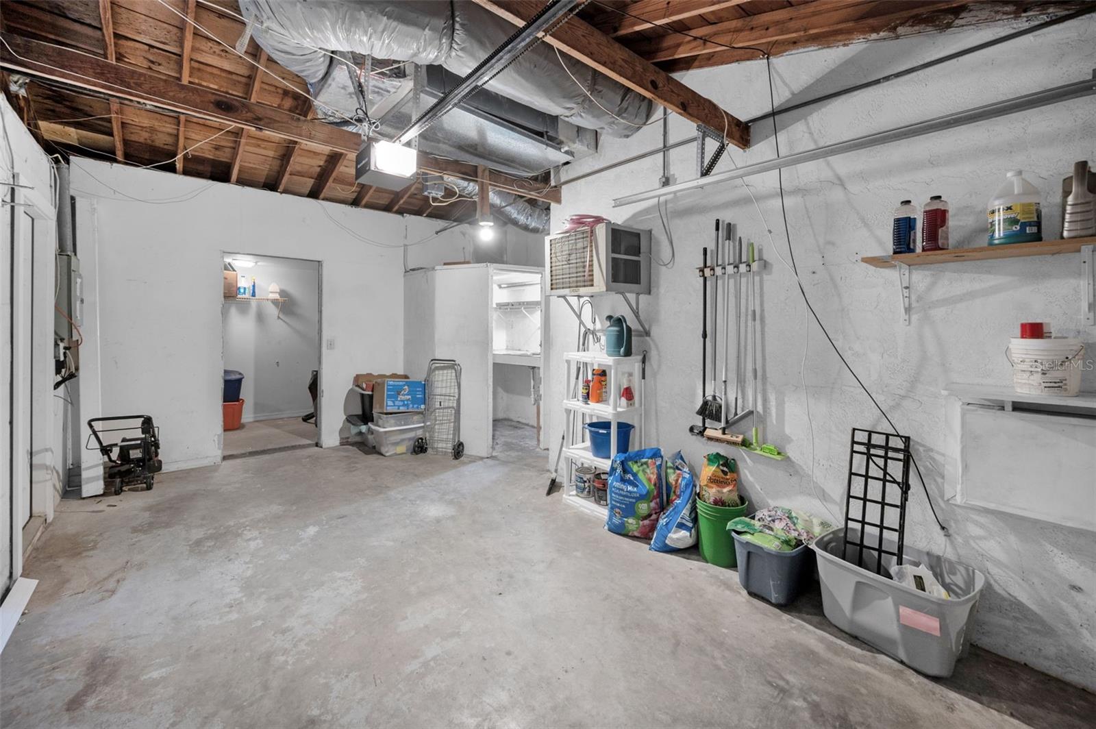 Image 34 of 45 For 10421 124th Terrace