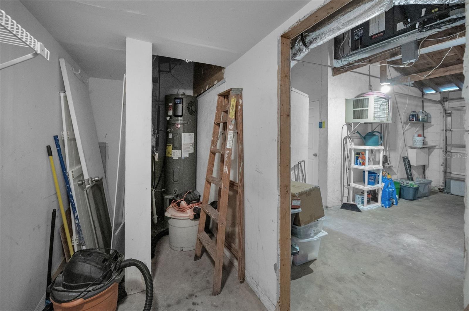 Image 36 of 45 For 10421 124th Terrace