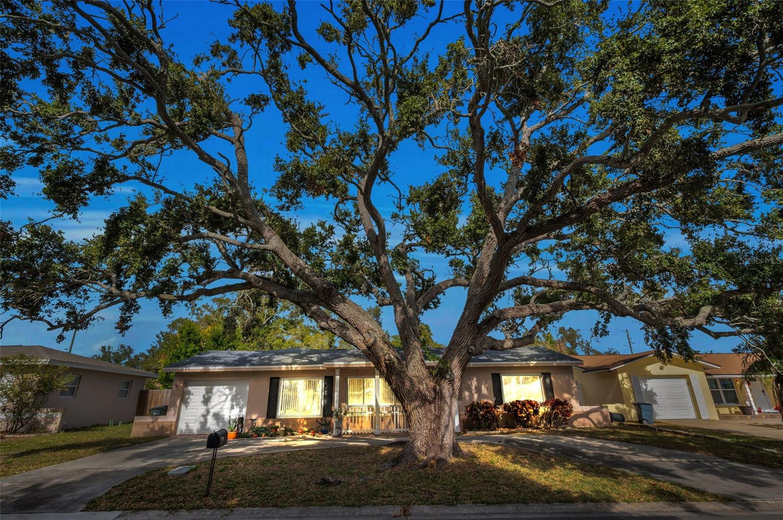 Image 37 of 45 For 10421 124th Terrace