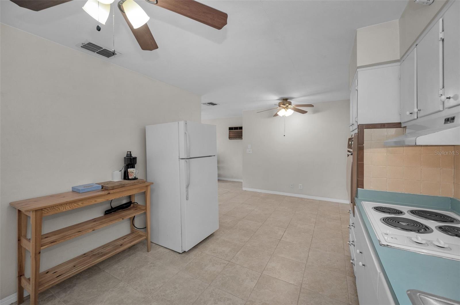 Image 8 of 45 For 10421 124th Terrace