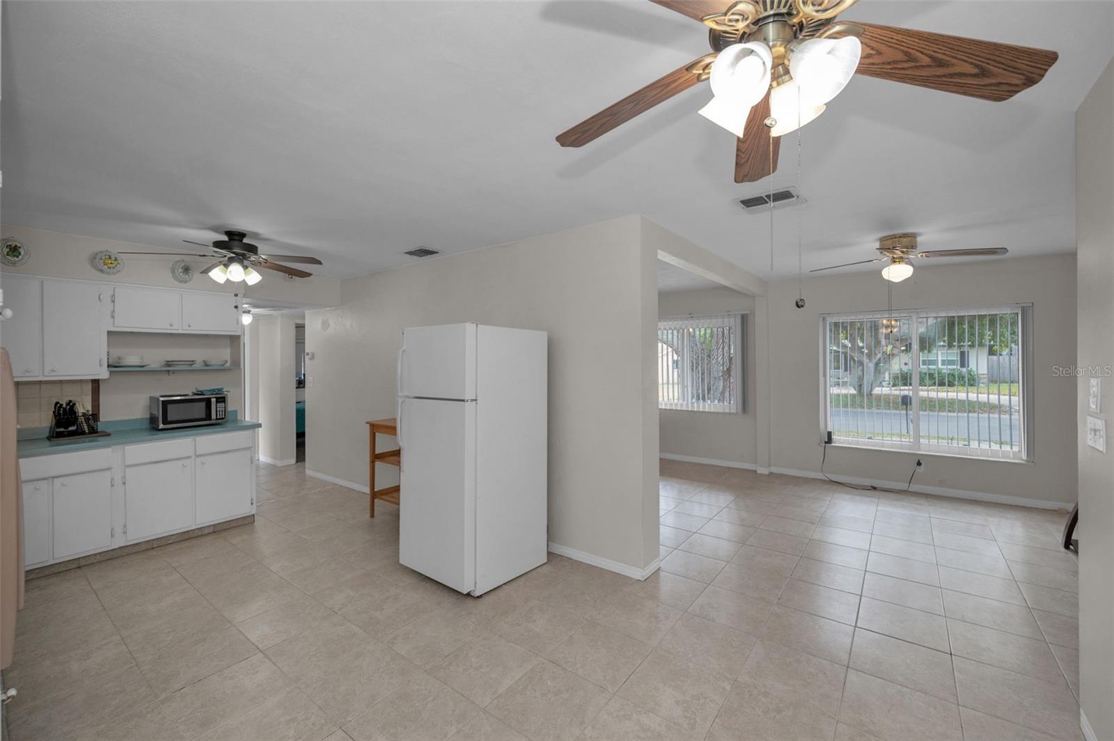 Image 9 of 45 For 10421 124th Terrace