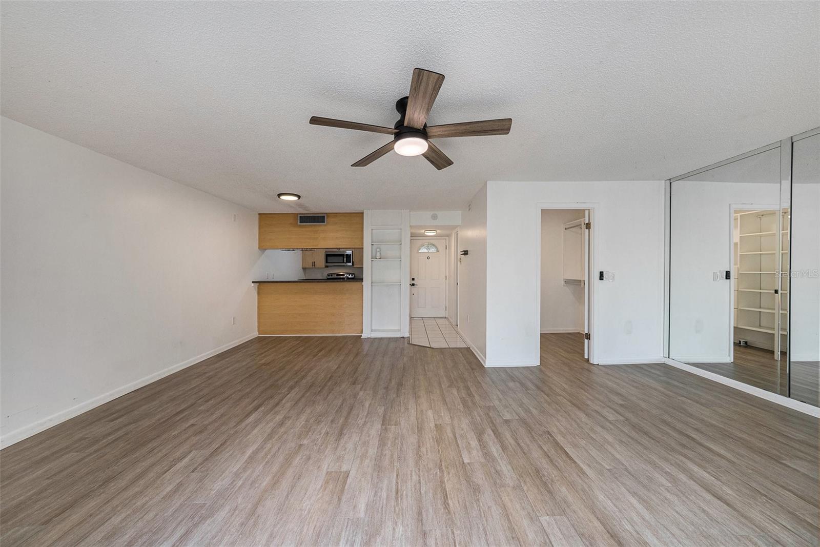 Image 11 of 25 For 13512 Palmwood Lane
