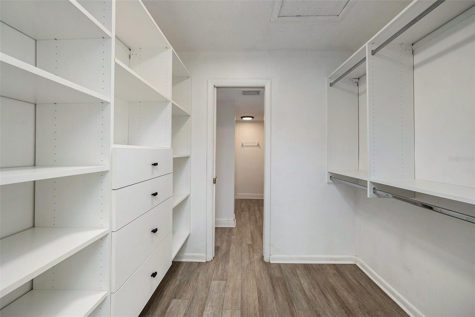 Image 13 of 25 For 13512 Palmwood Lane