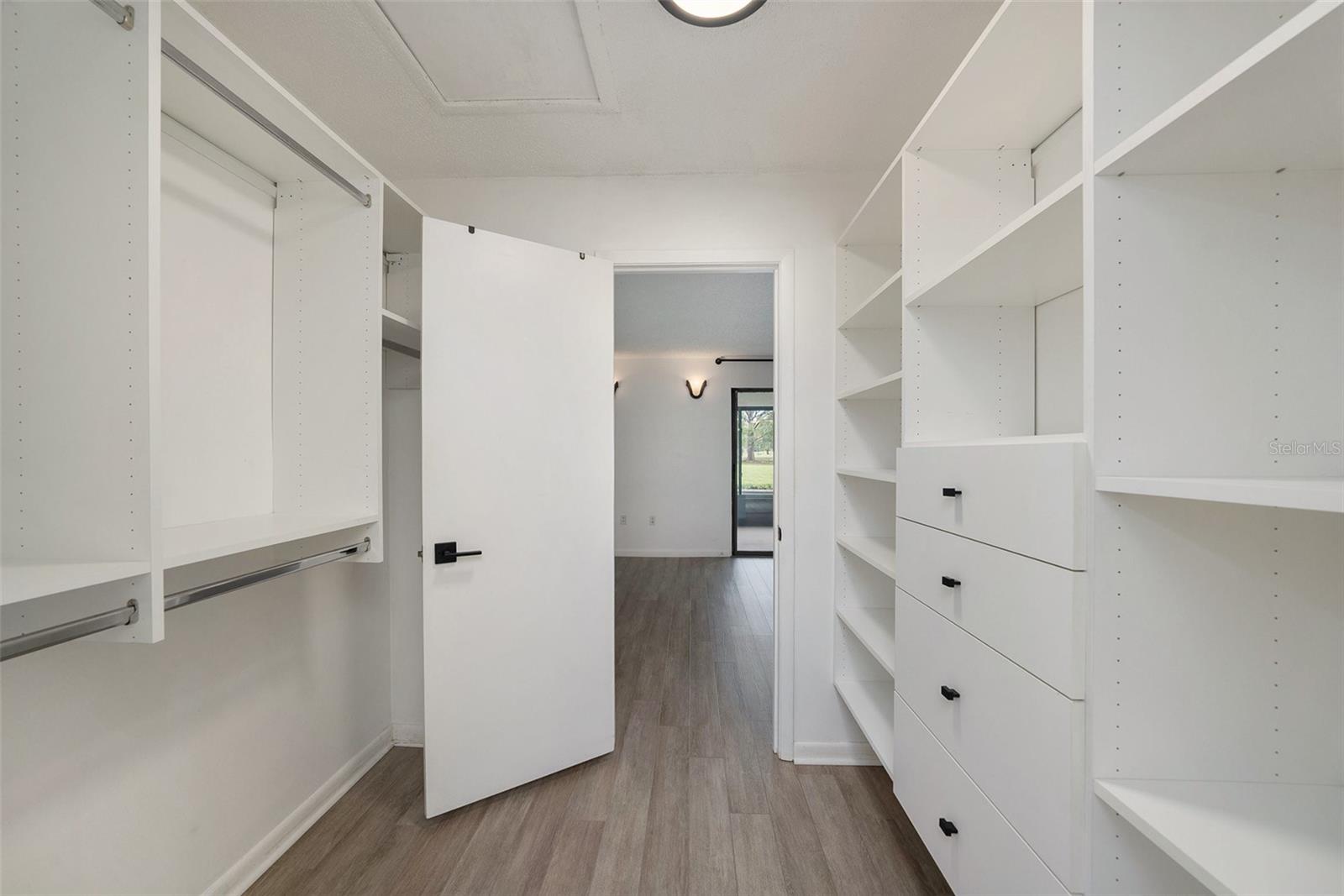 Image 16 of 25 For 13512 Palmwood Lane