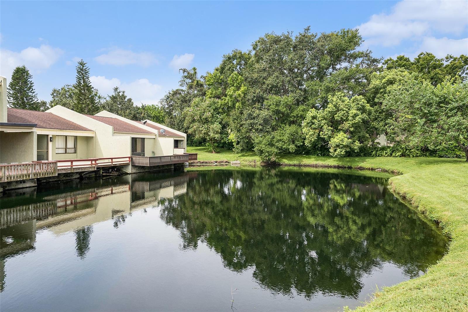 Image 21 of 25 For 13512 Palmwood Lane