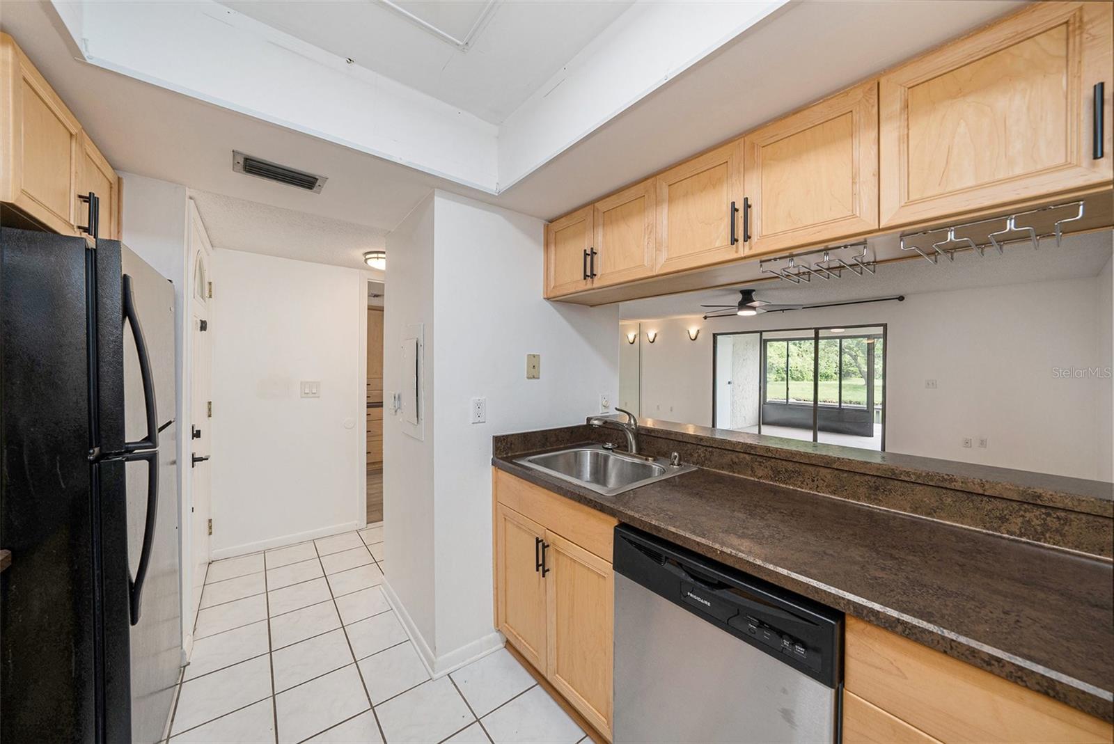 Image 7 of 25 For 13512 Palmwood Lane