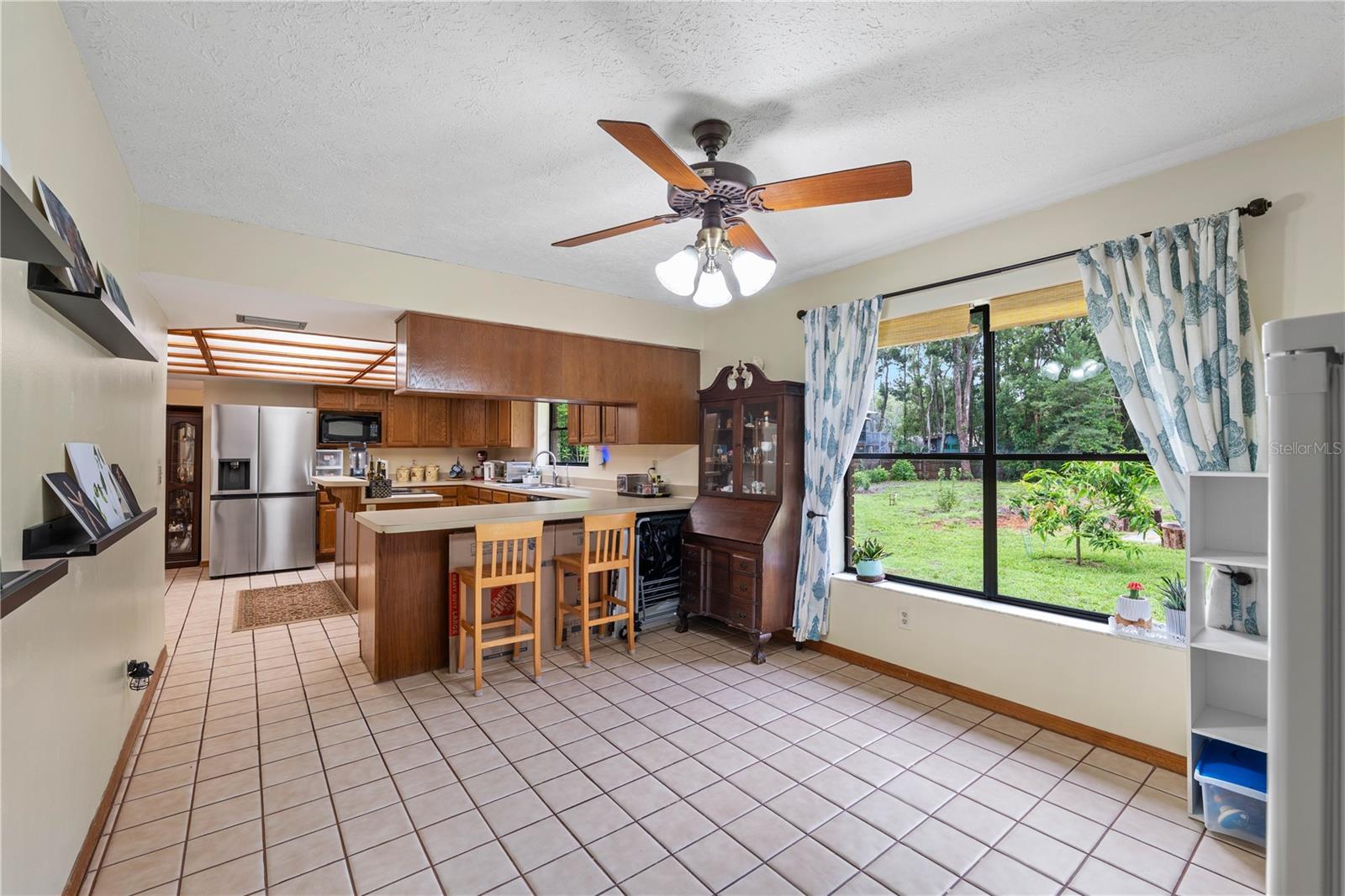 Listing photo id 13 for 16625 Indian Mound Road