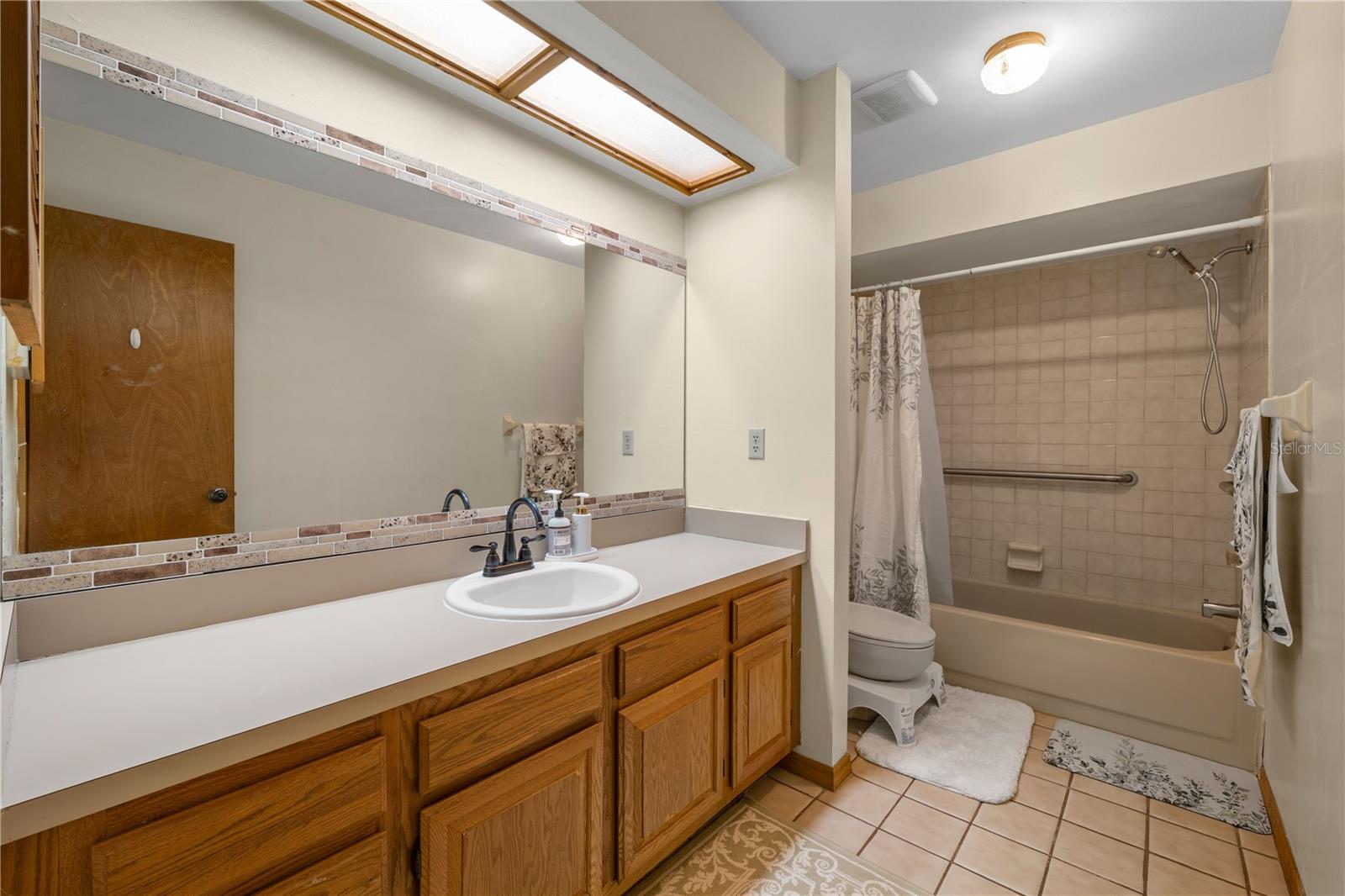 Listing photo id 19 for 16625 Indian Mound Road