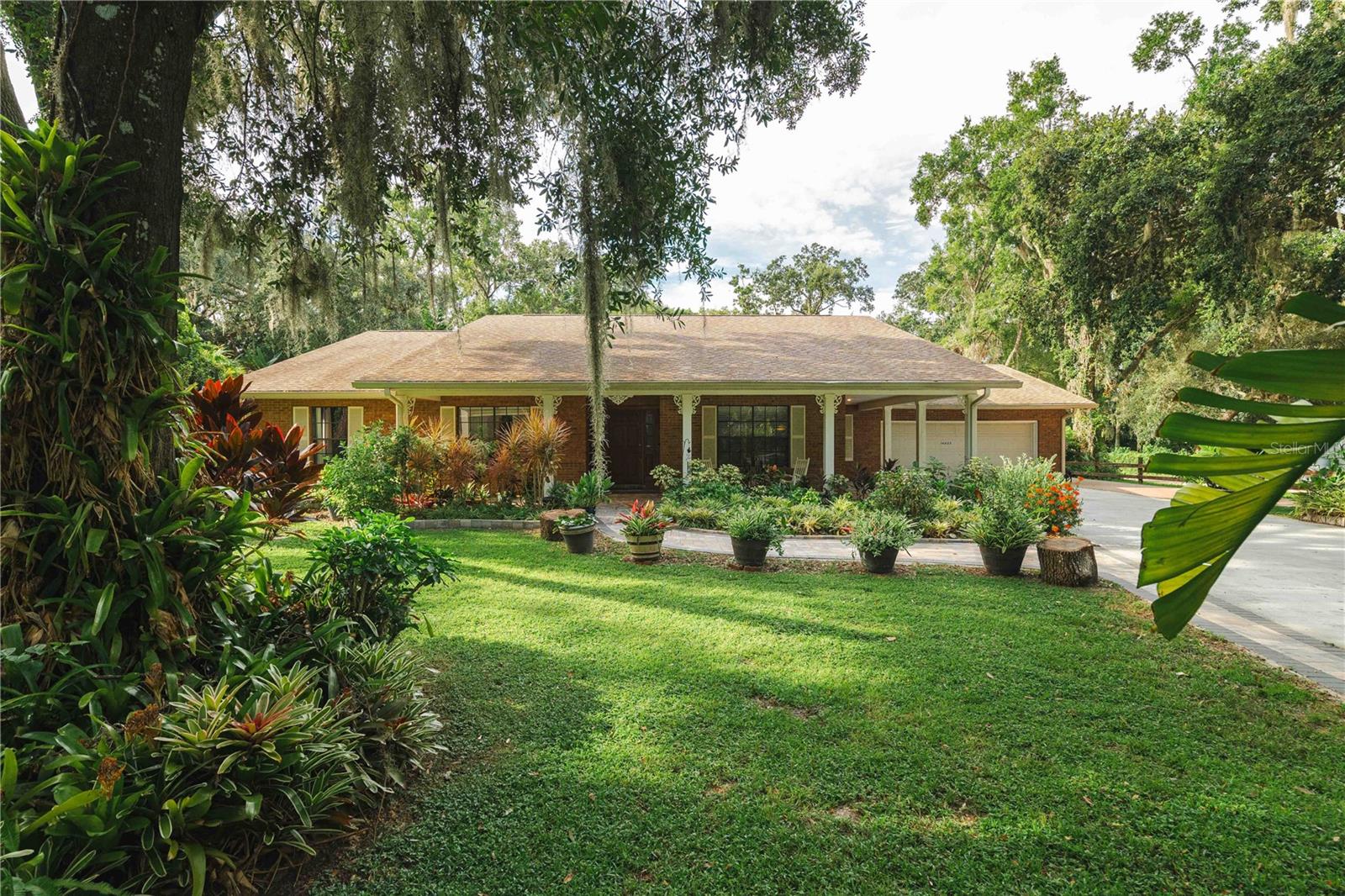 Listing photo id 35 for 16625 Indian Mound Road