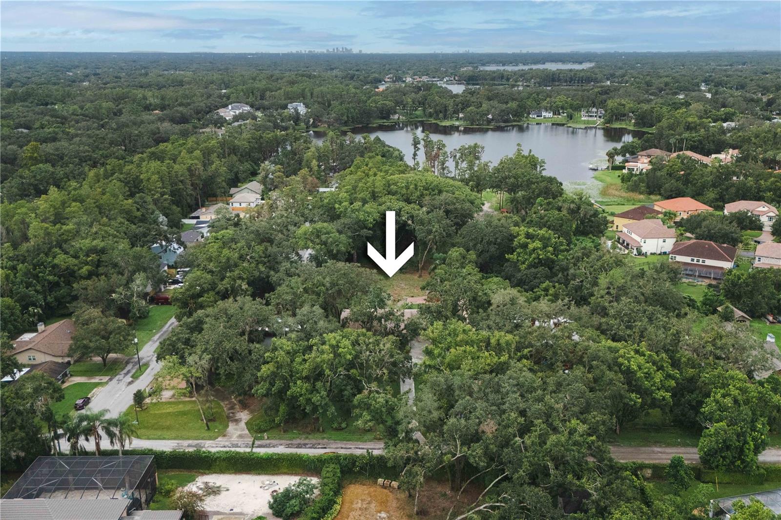 Listing photo id 37 for 16625 Indian Mound Road