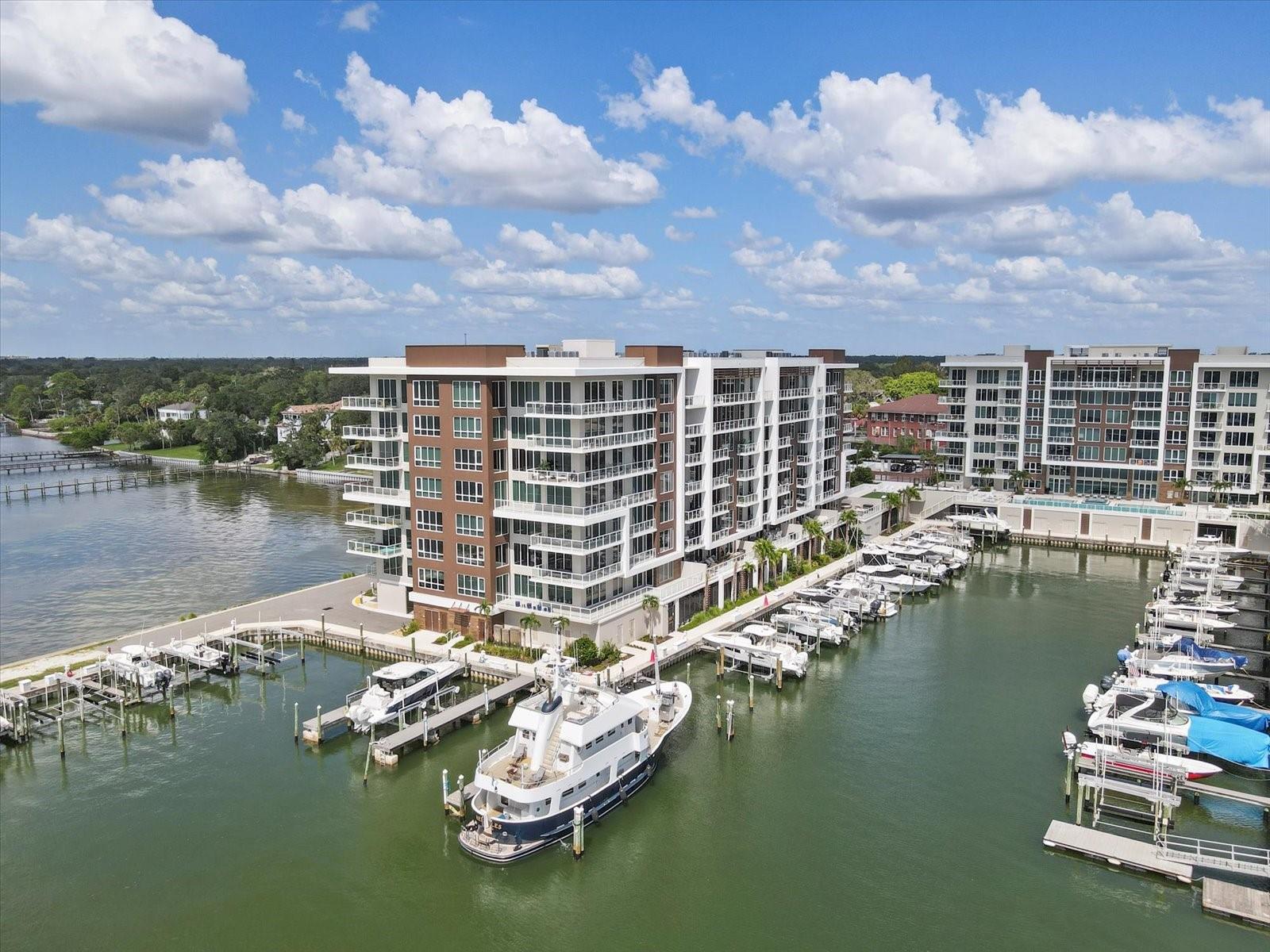Image 34 of 42 For 920 Osceola Avenue 303