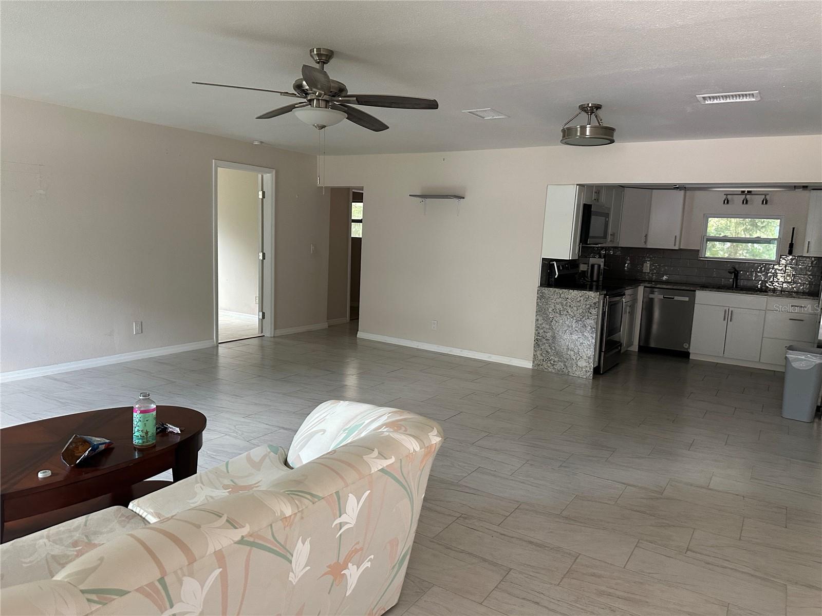Image 10 of 27 For 15921 Breakwater Lane