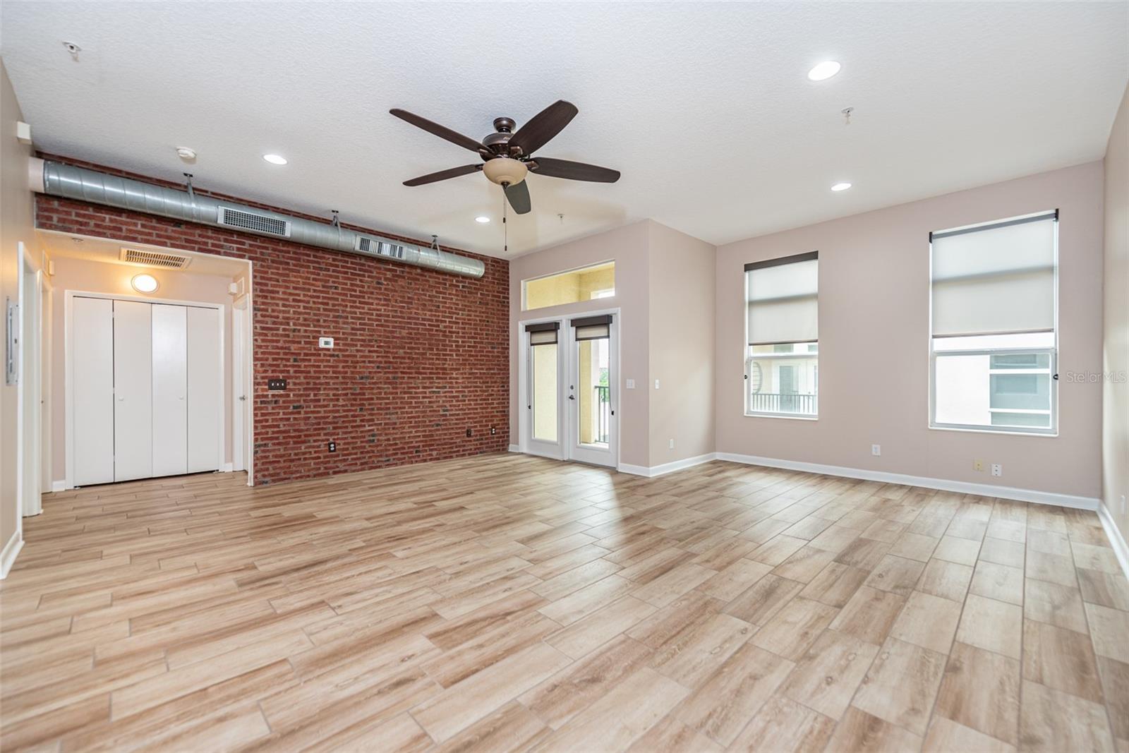 Image 6 of 24 For 523 4th Avenue S 17