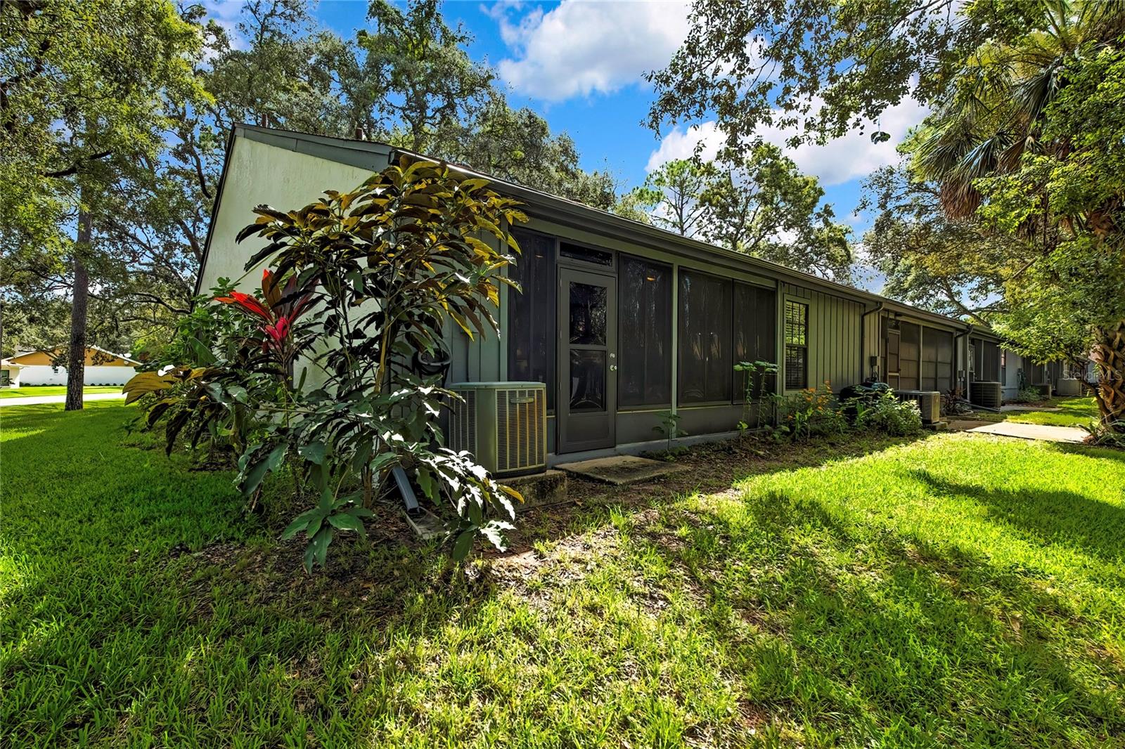 Image 33 of 34 For 2129 Point O Woods Ct