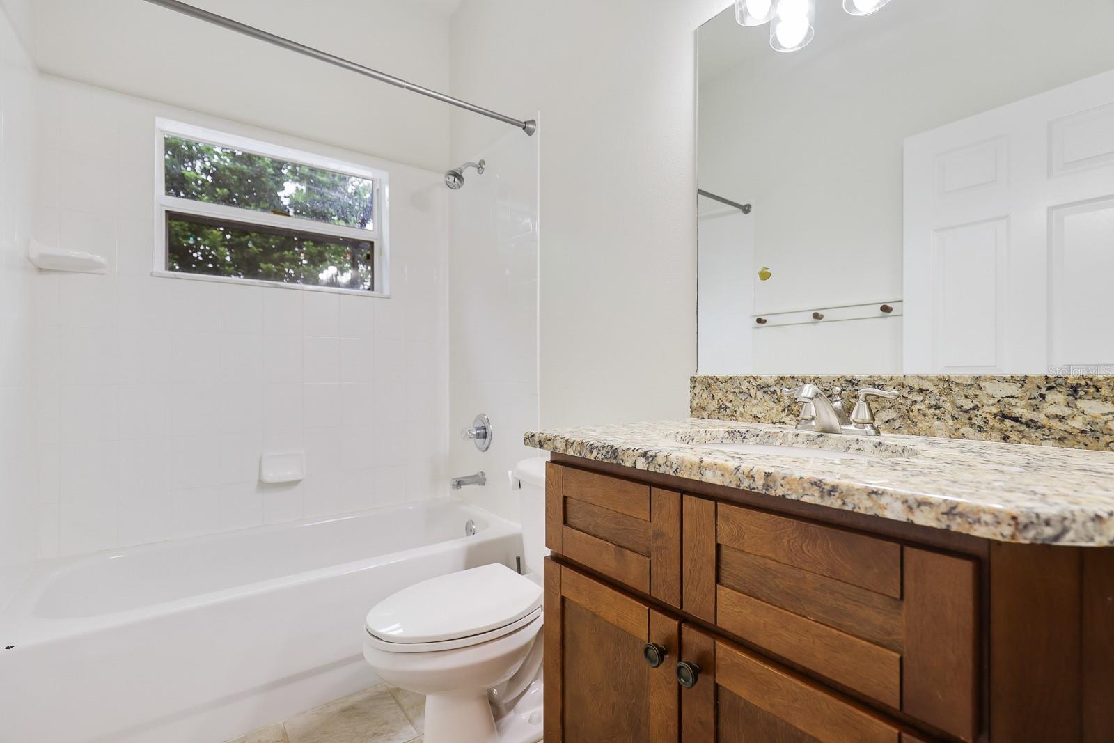 Image 25 of 49 For 15533 Martinmeadow Drive