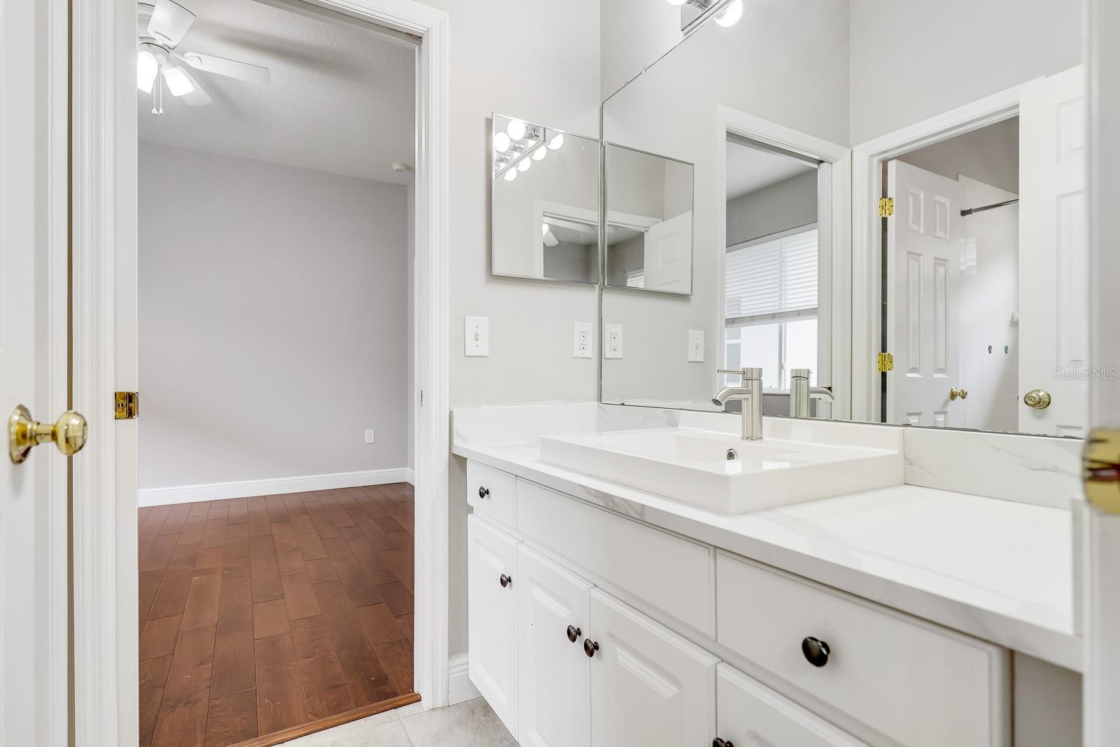 Image 30 of 49 For 15533 Martinmeadow Drive