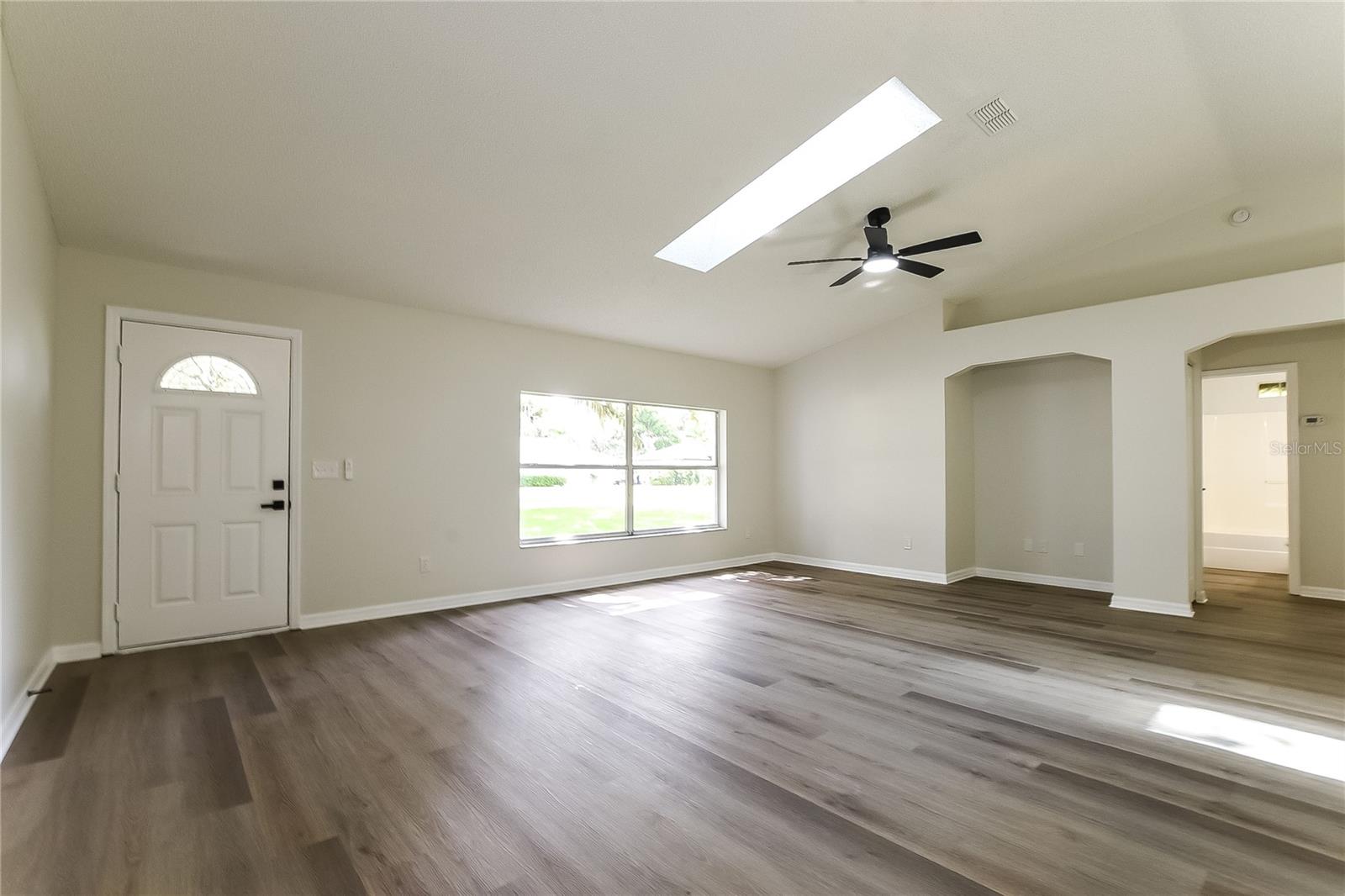 Image 3 of 15 For 1715 Mango Tree Drive