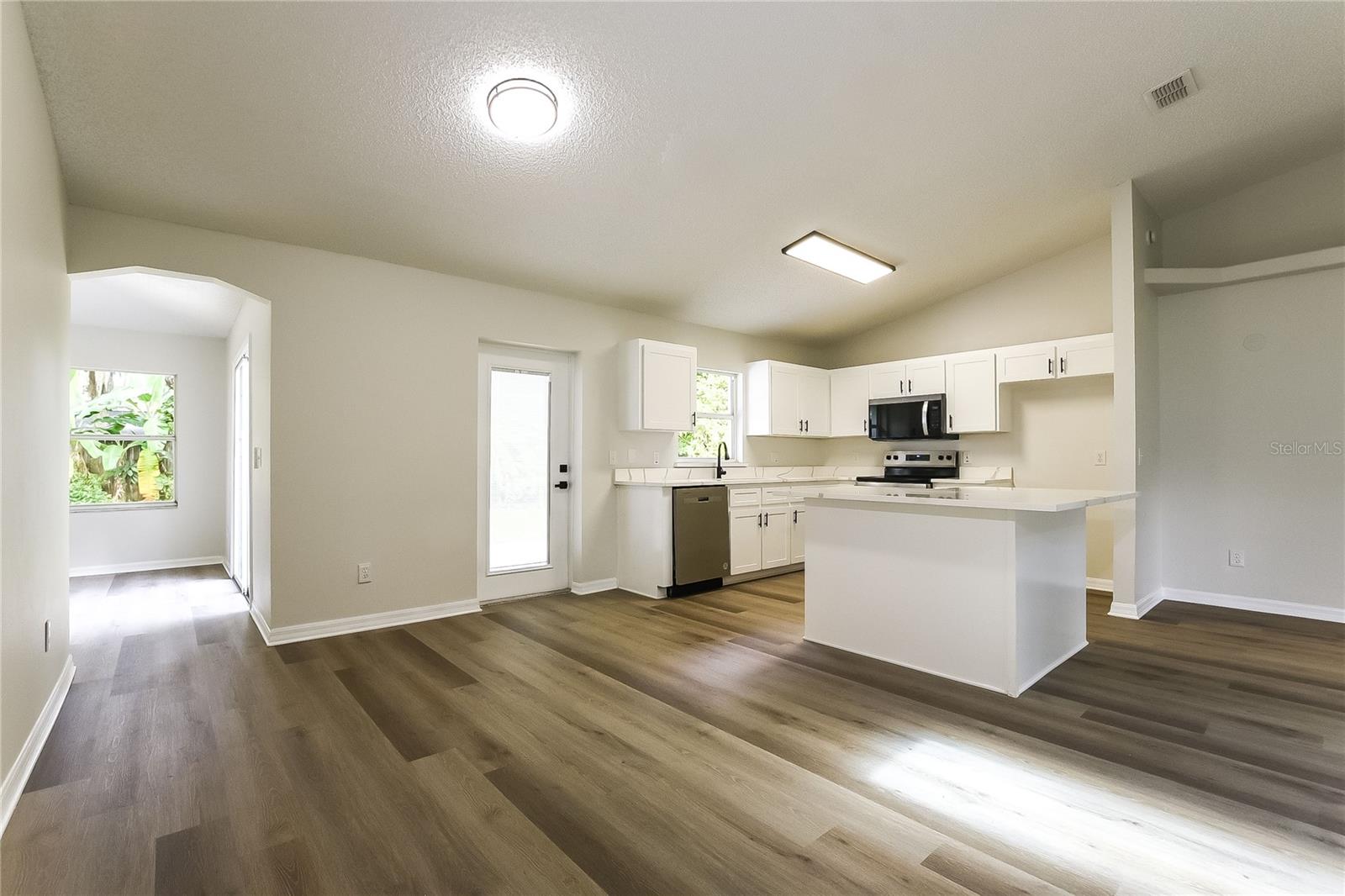 Image 4 of 15 For 1715 Mango Tree Drive