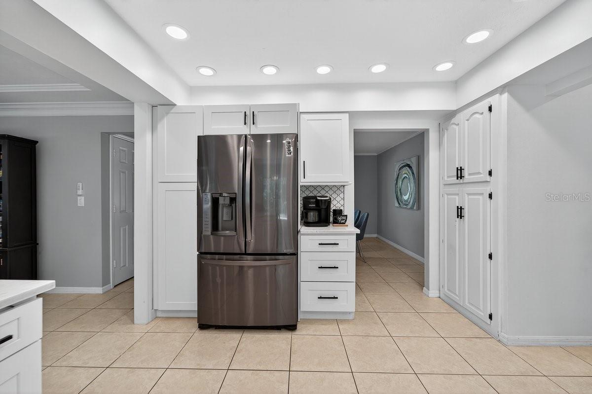 Image 26 of 86 For 6512 93rd Street E