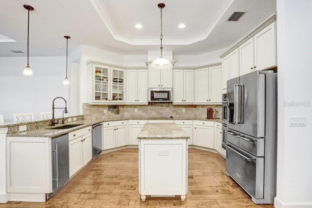 Image 17 of 52 For 7709 Kenia Meadows Lane