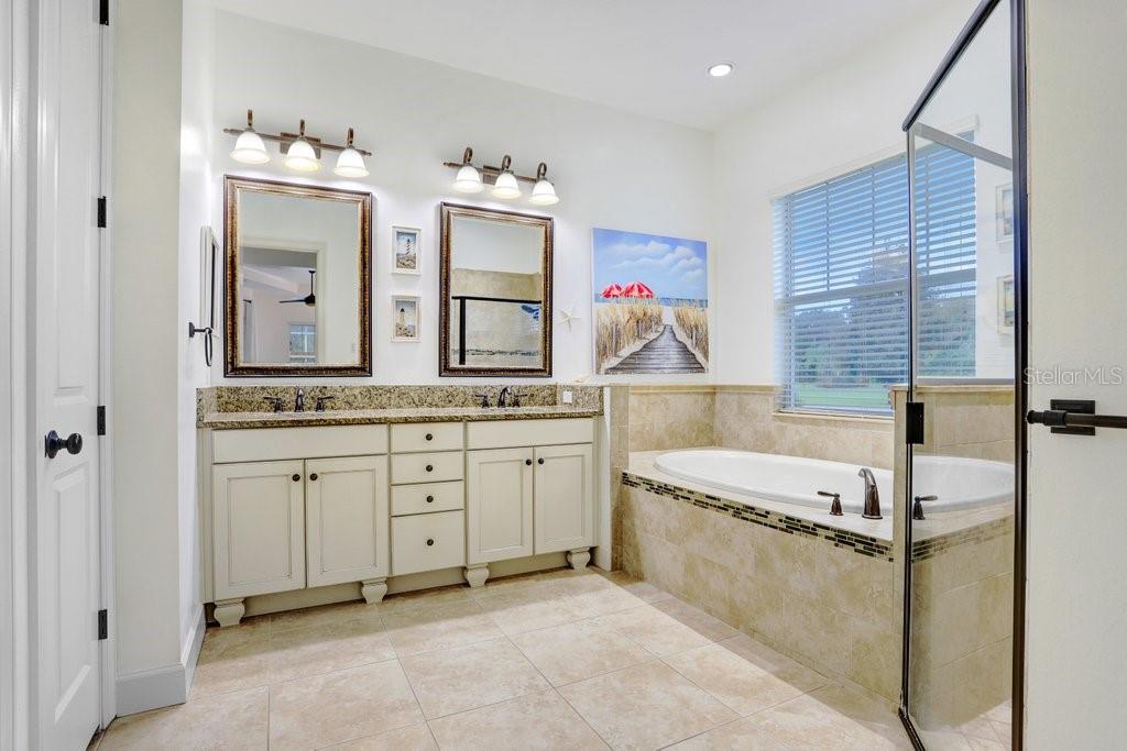 Image 25 of 52 For 7709 Kenia Meadows Lane