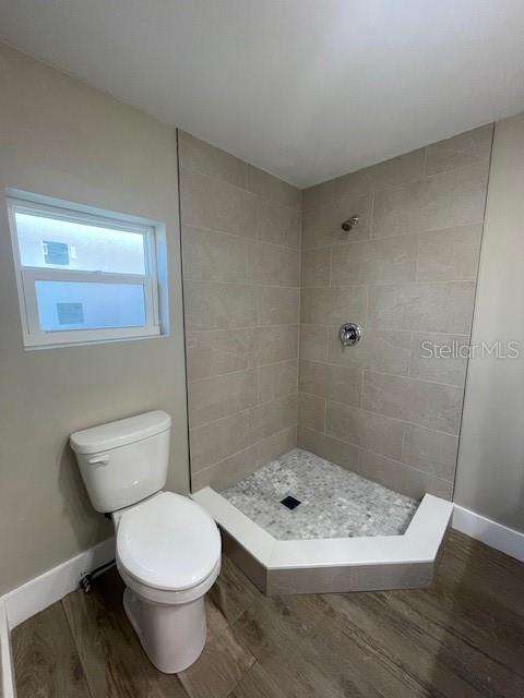 Image 8 of 11 For 928 Lantana Avenue
