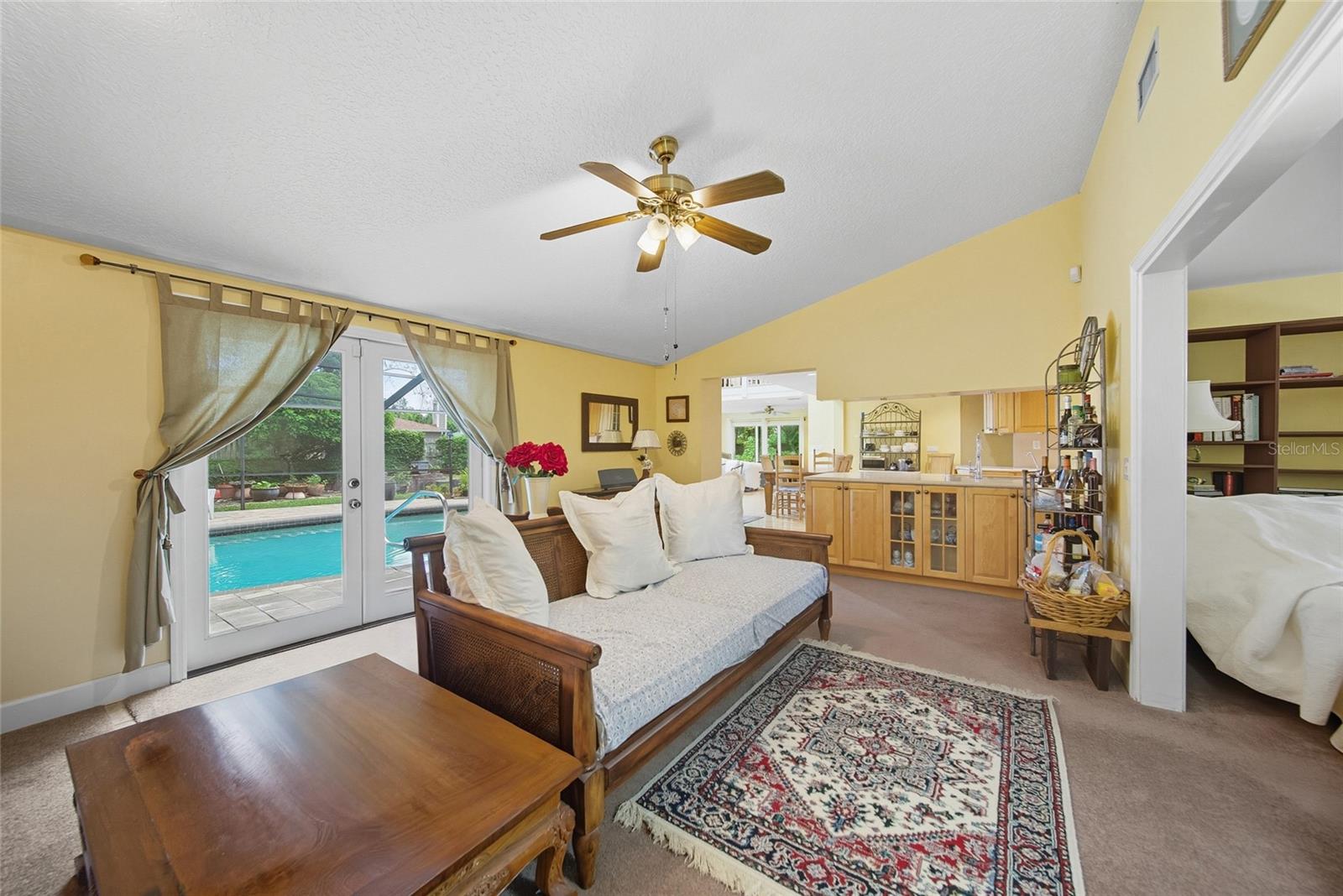 Image 14 of 43 For 15507 Himes Avenue