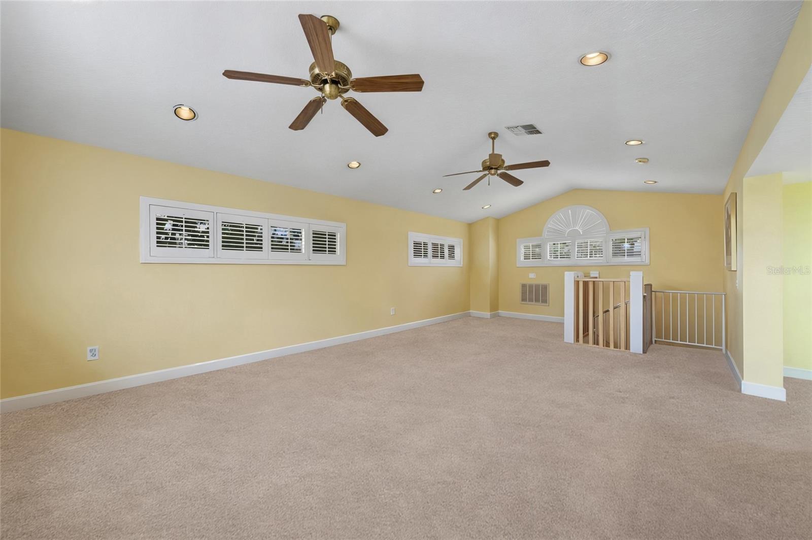Image 30 of 43 For 15507 Himes Avenue