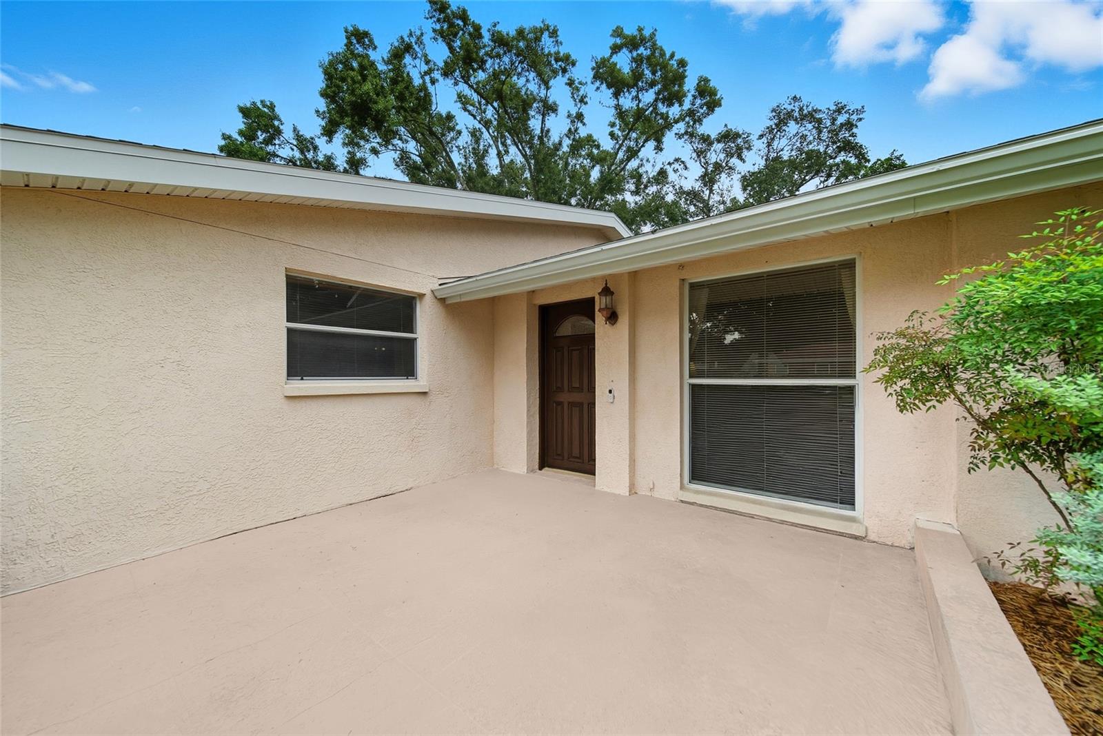Image 35 of 43 For 15507 Himes Avenue