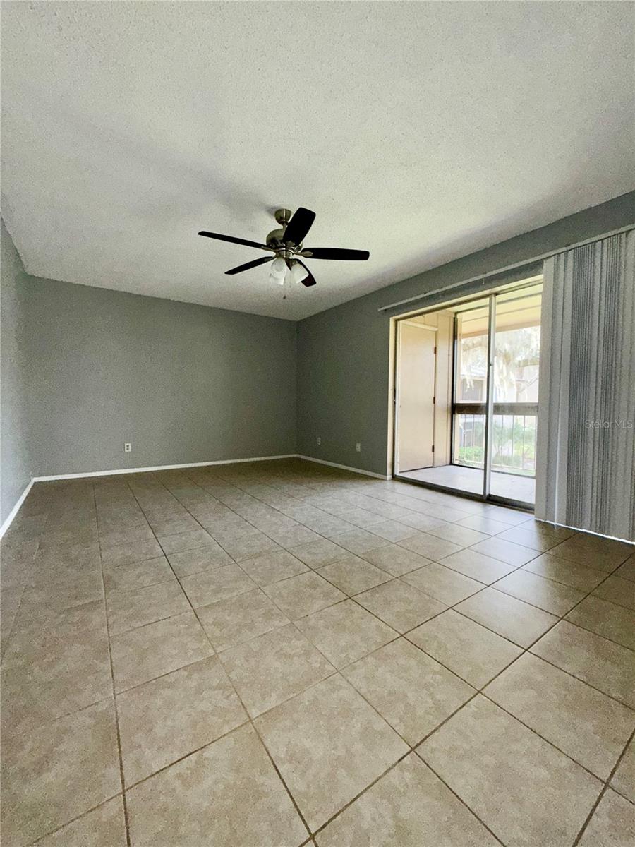 Image 3 of 19 For 5501 Loblolly Court 165