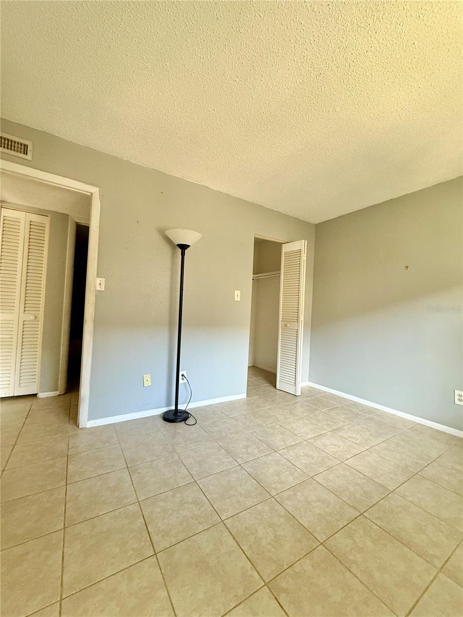 Image 8 of 19 For 5501 Loblolly Court 165