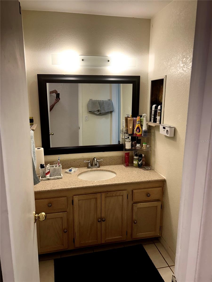 Listing photo id 17 for 4816 Okara Road