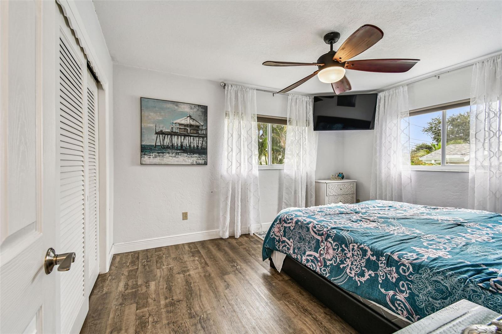 Image 17 of 54 For 2961 Fountainhead Drive