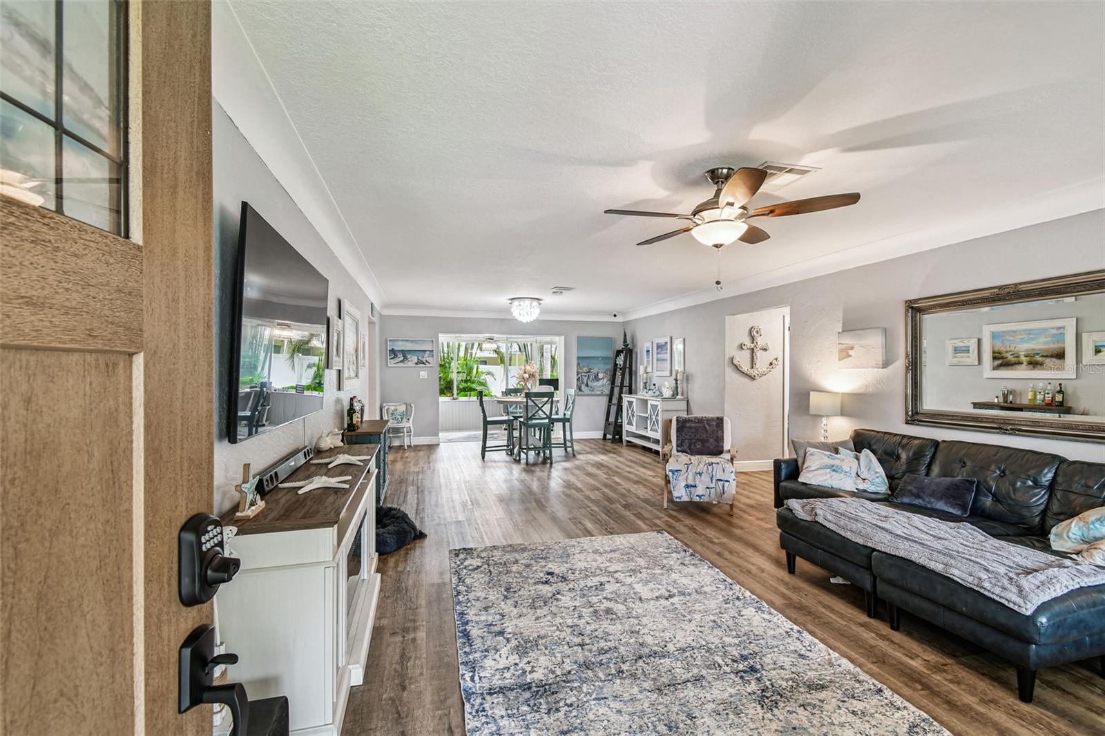 Image 5 of 54 For 2961 Fountainhead Drive