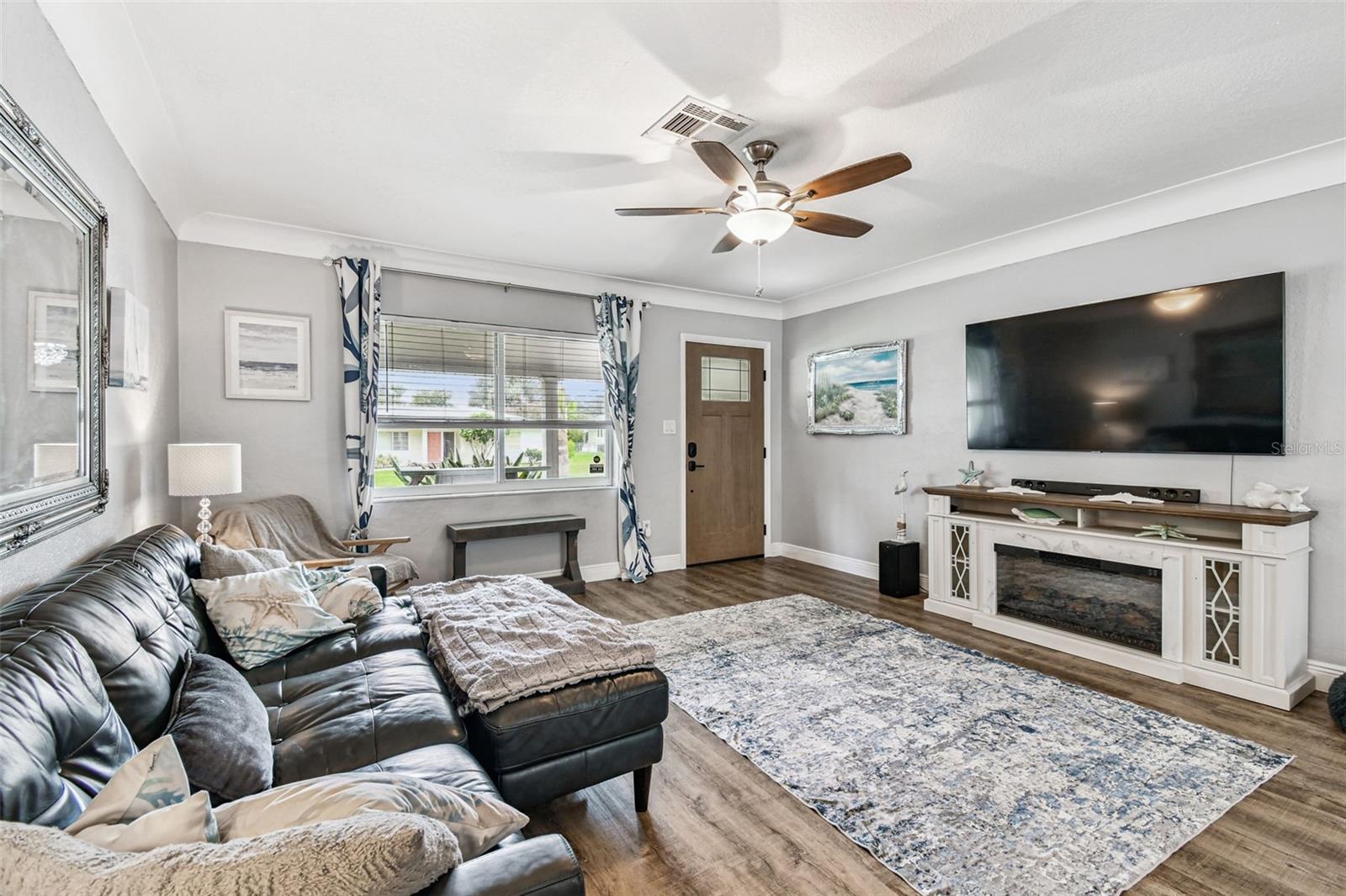 Image 8 of 54 For 2961 Fountainhead Drive