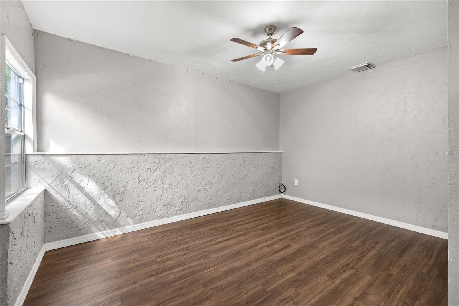 Image 17 of 49 For 1512 Florida Avenue