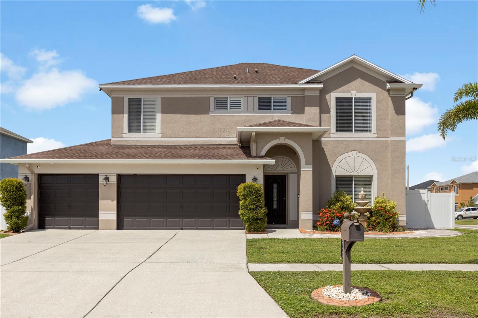 Details for 12608 Longcrest Drive, RIVERVIEW, FL 33579