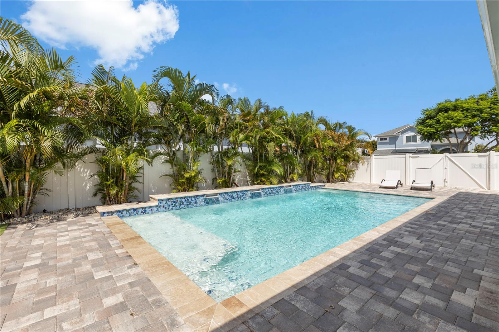 Image 19 of 66 For 12608 Longcrest Drive