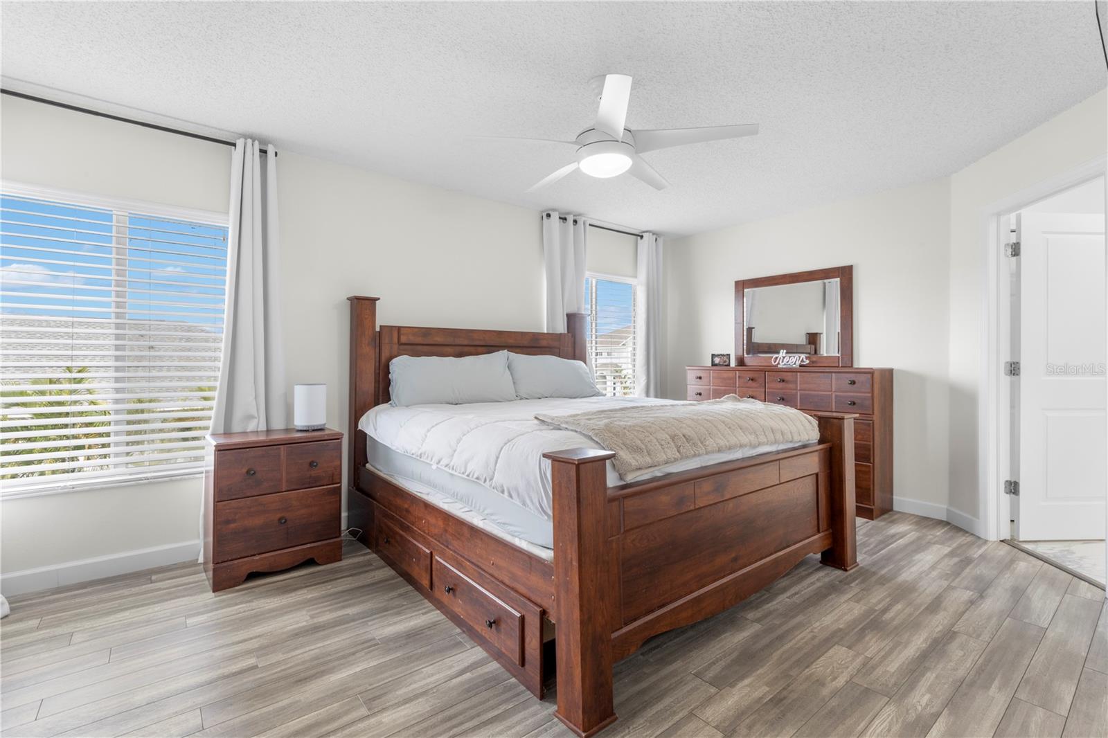 Image 30 of 66 For 12608 Longcrest Drive