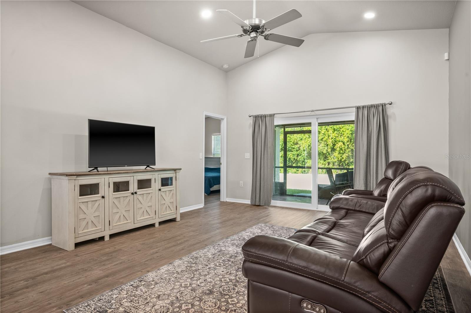 Image 9 of 30 For 31308 Wrencrest Drive