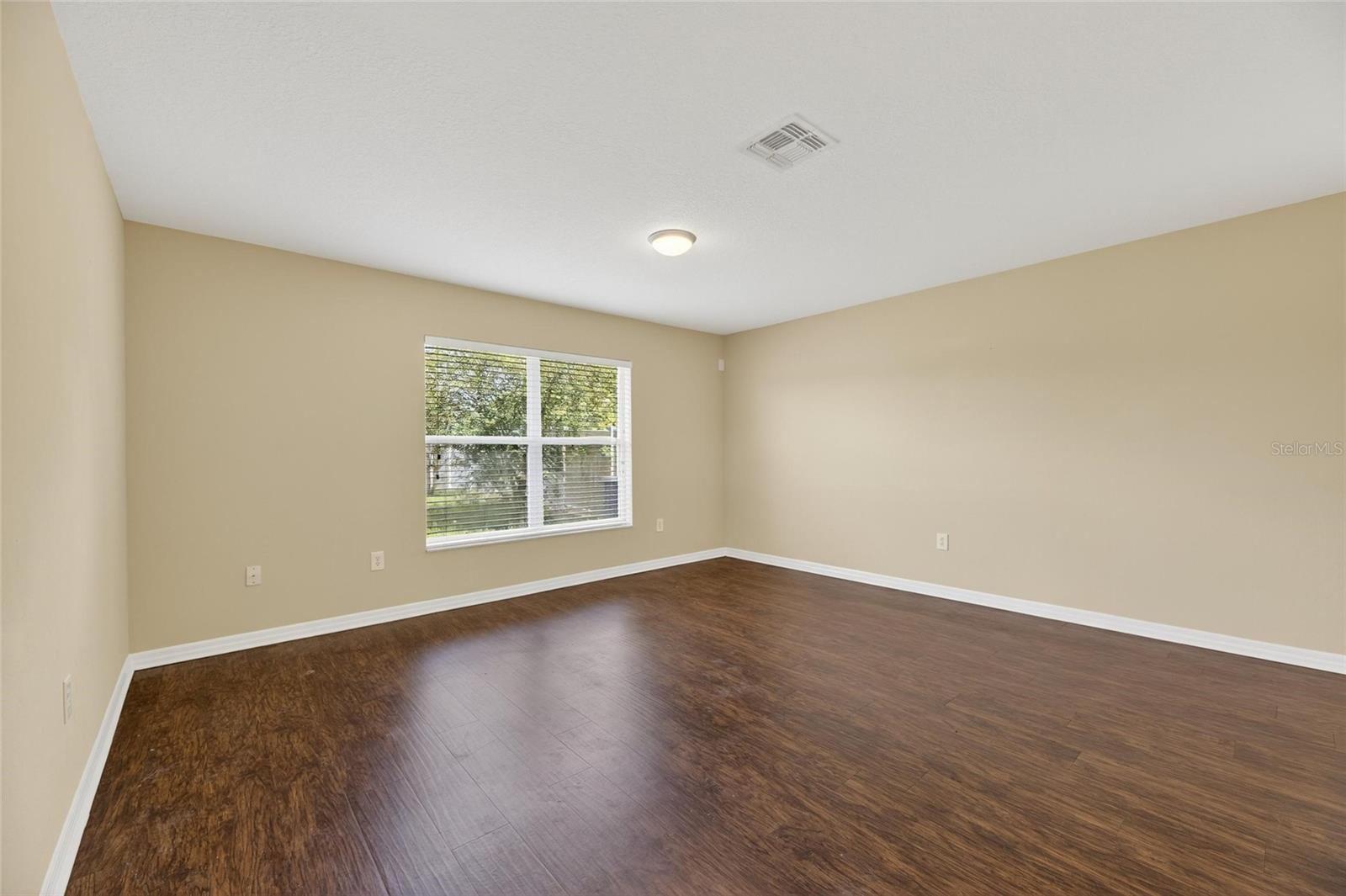 Image 13 of 59 For 7552 Maroon Peak Drive