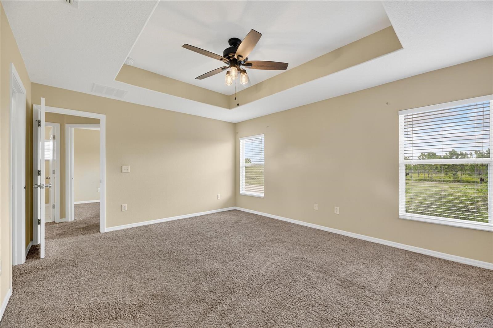 Image 42 of 59 For 7552 Maroon Peak Drive