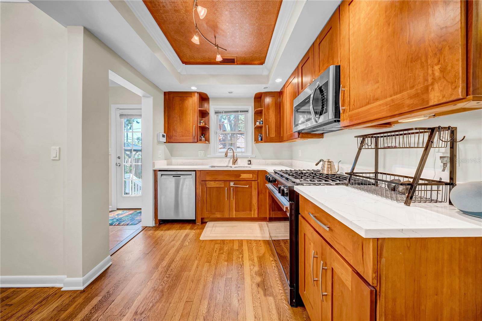 Image 14 of 49 For 150 23rd Avenue N