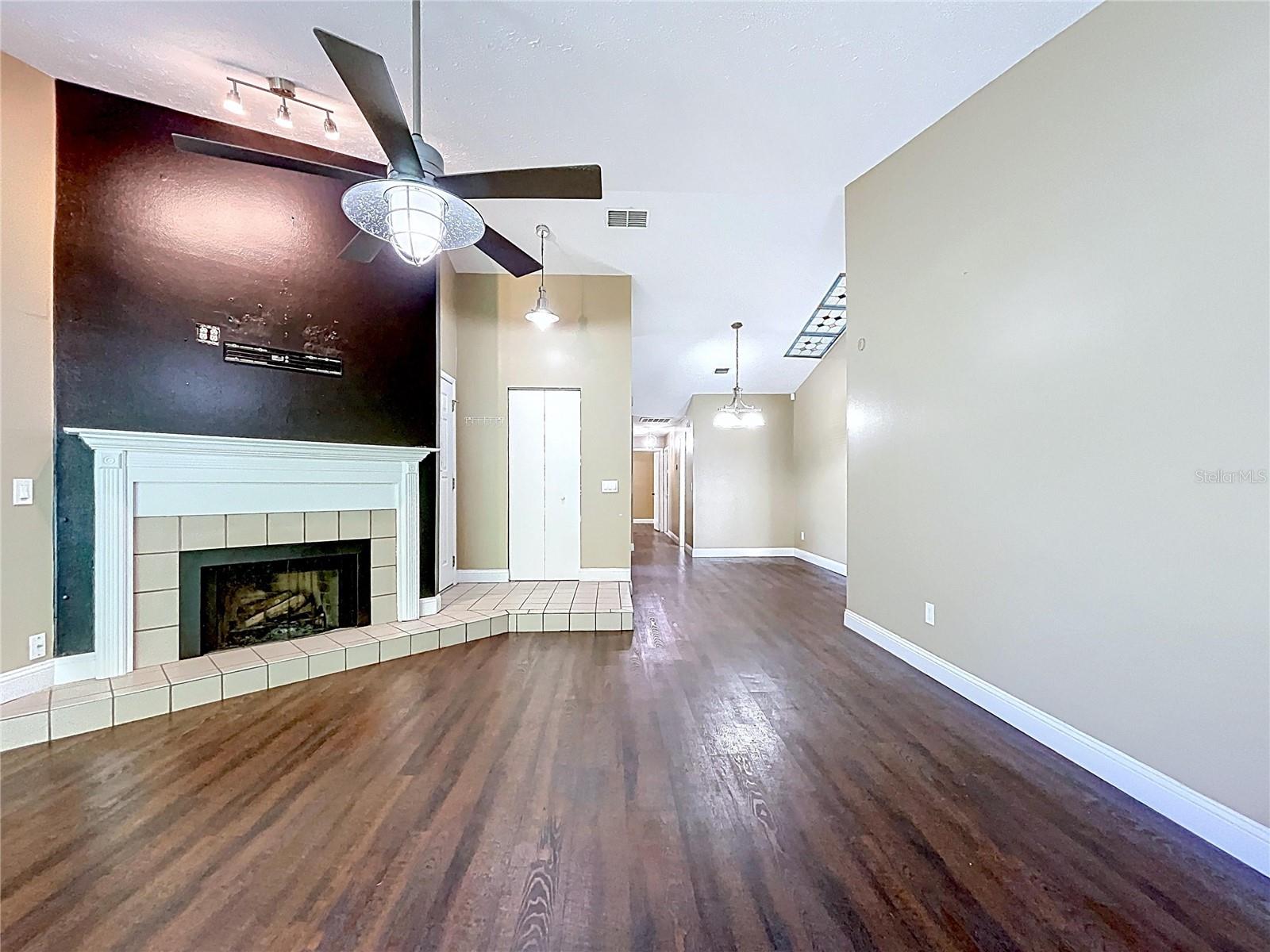 Image 16 of 63 For 9476 Forest Hills Place 0