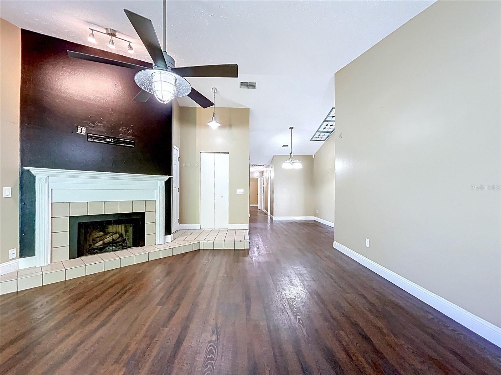 Image 18 of 63 For 9476 Forest Hills Place 0