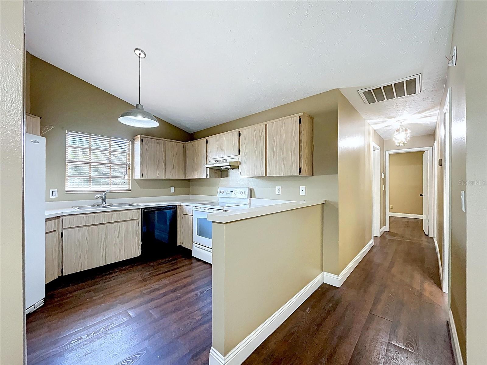 Image 27 of 63 For 9476 Forest Hills Place 0