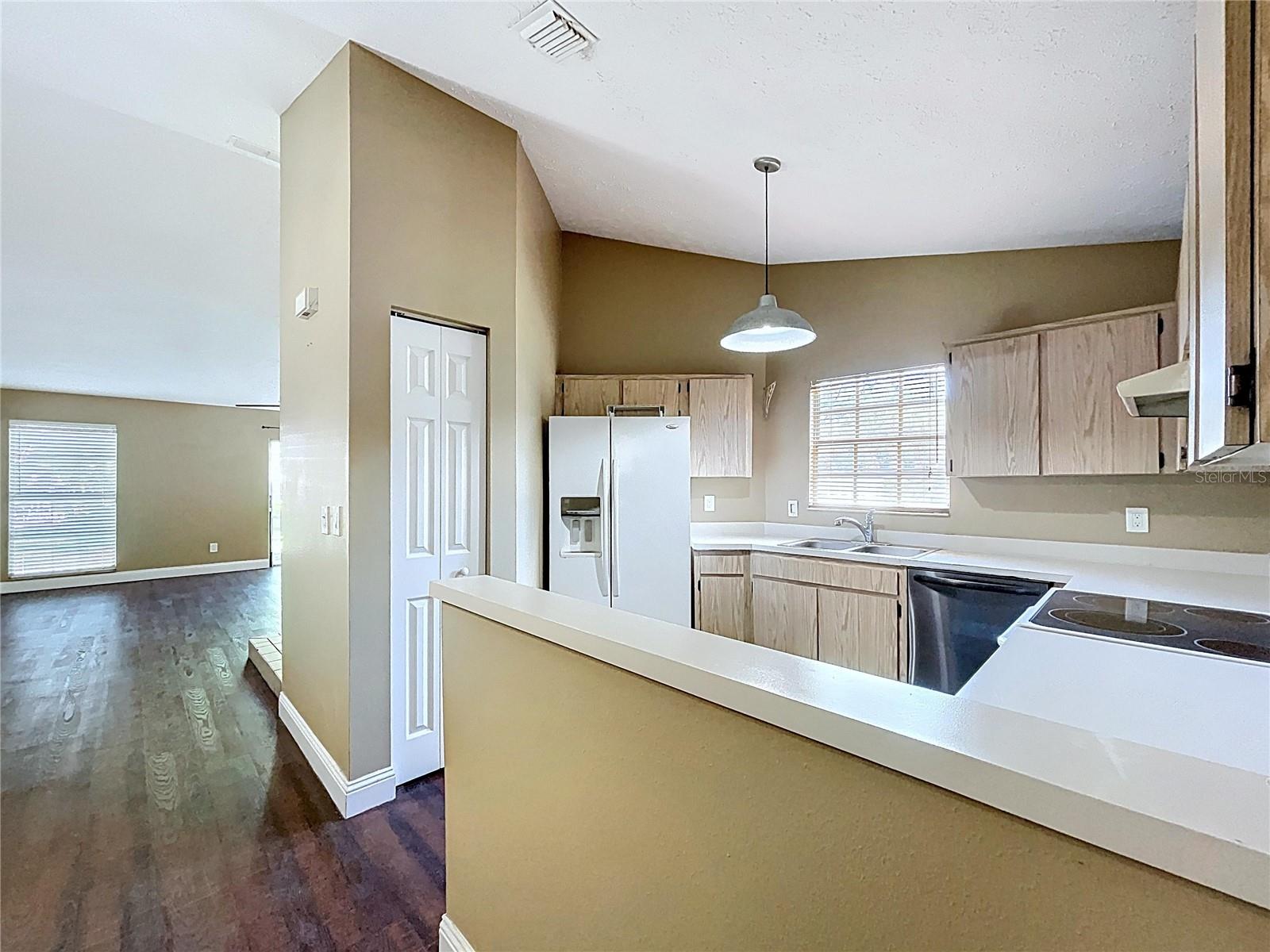 Image 29 of 63 For 9476 Forest Hills Place 0