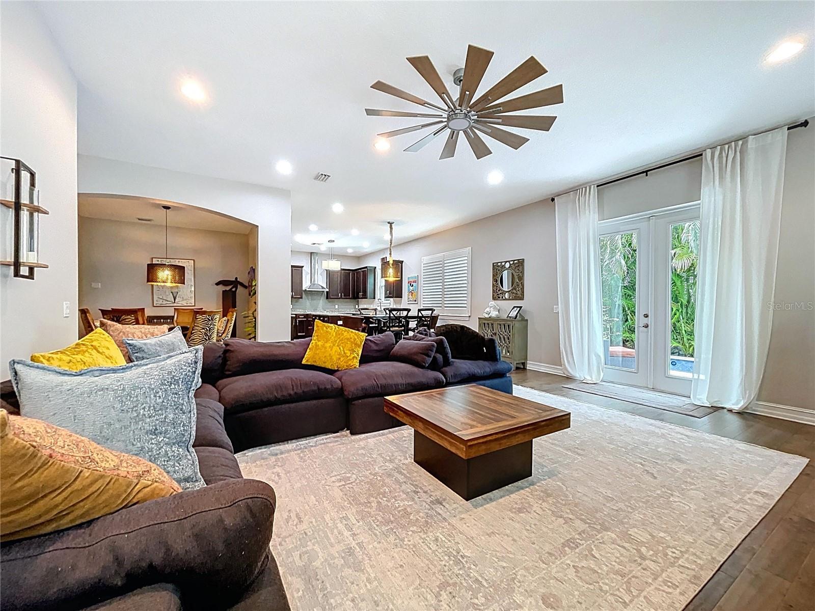 Image 18 of 80 For 3706 Vasconia Street