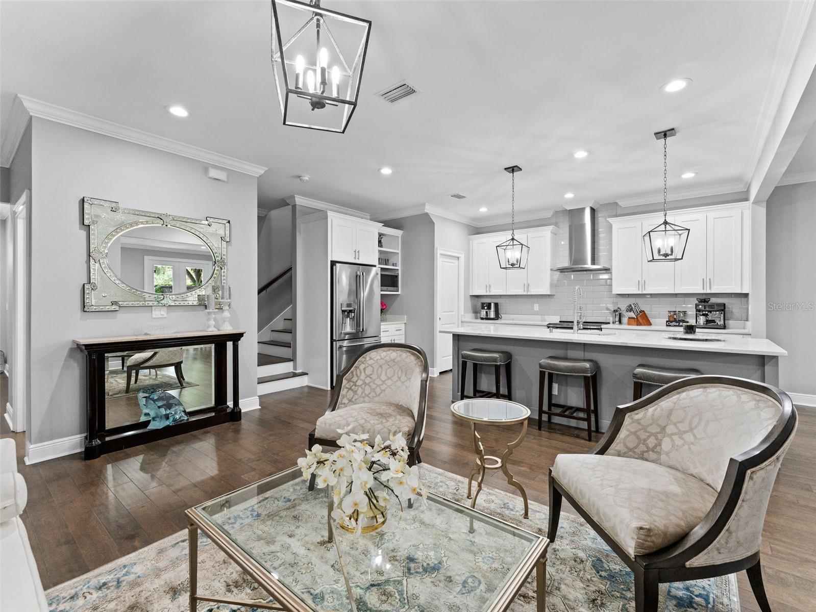 Image 10 of 41 For 2723 Ysabella Avenue