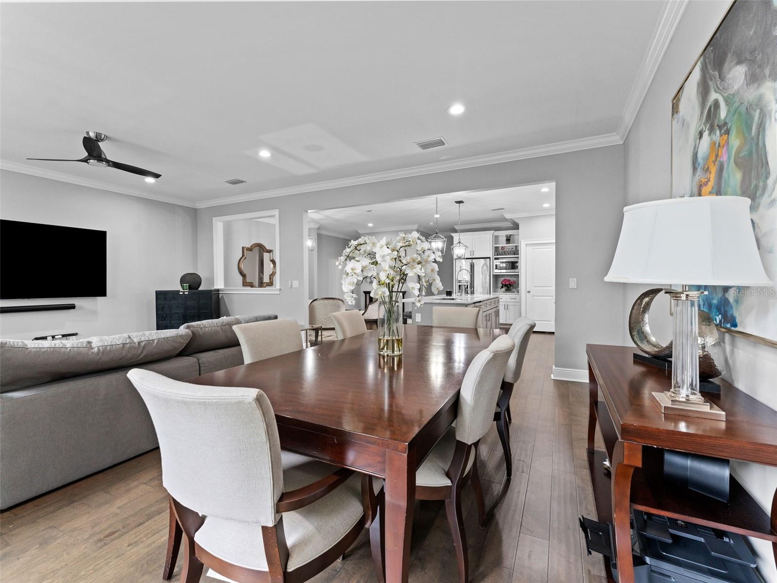 Image 15 of 41 For 2723 Ysabella Avenue